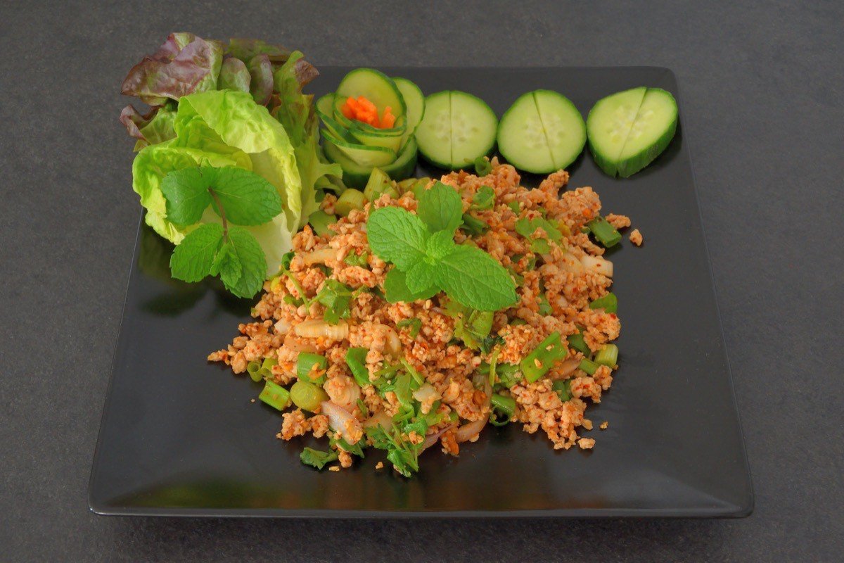 Poulet Effiloché, Salade de Concombre